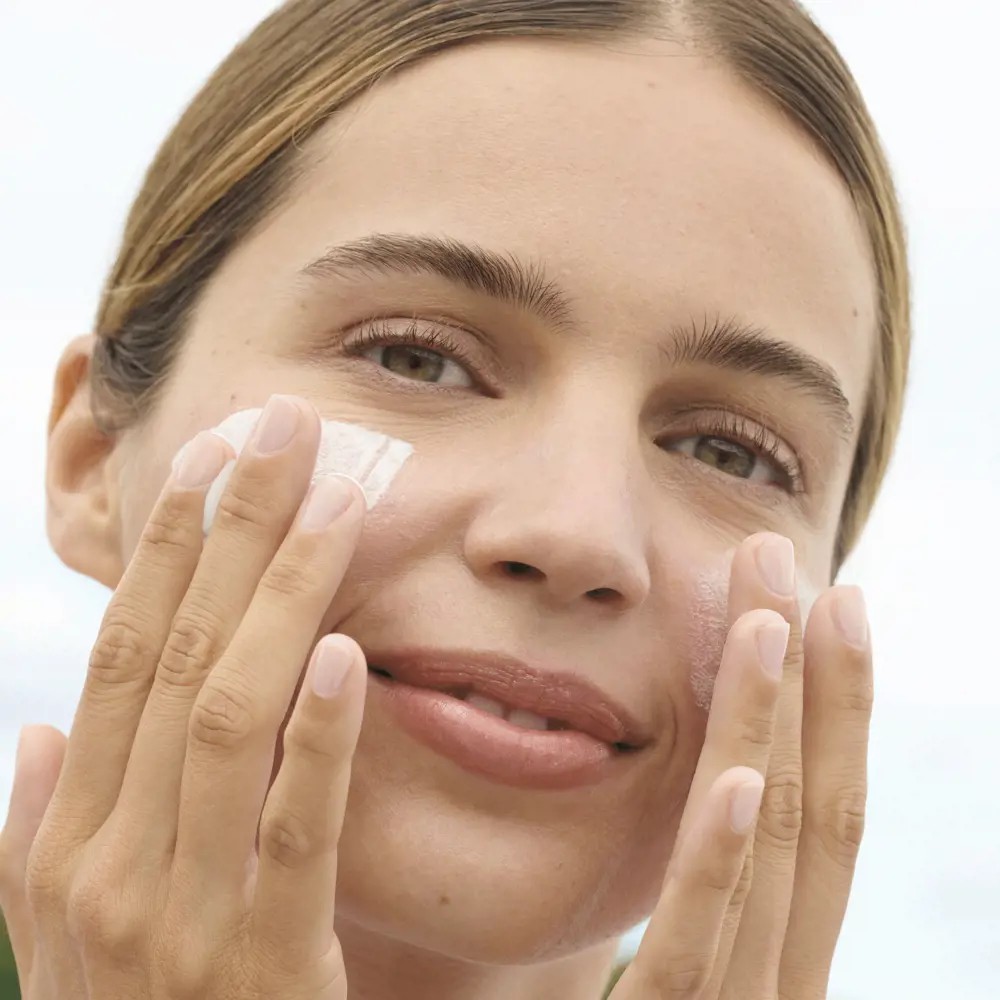 محافظ و ضدآفتاب چندمنظوره اپتیمالز SPF50 - تصویر 5
